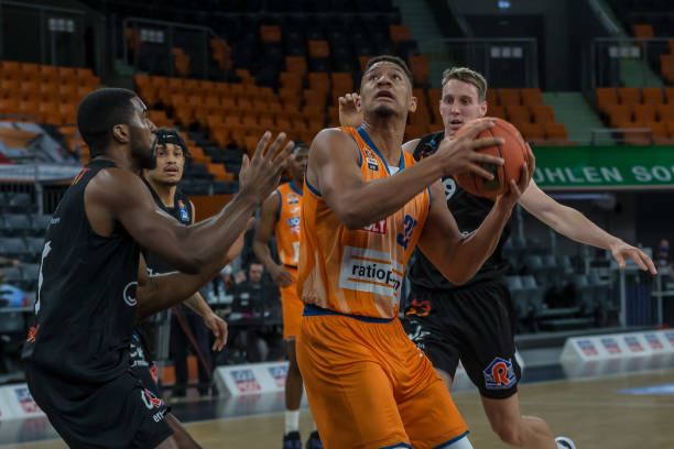 拉莫斯和他 拉莫斯和他