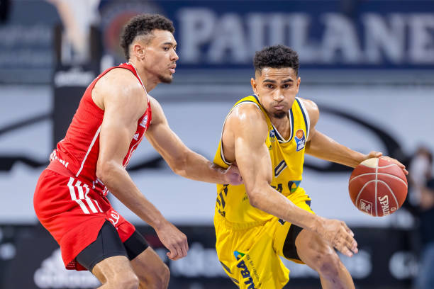 韦世豪禁区 韦世豪禁区