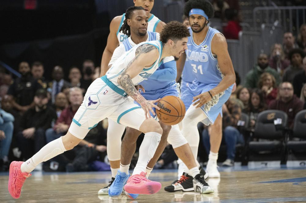 鲁执教下延 鲁执教下延